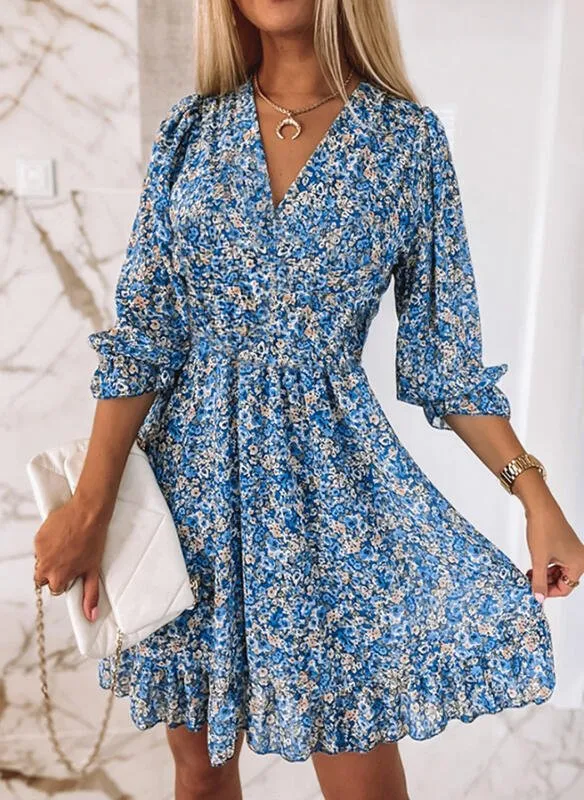3/4 Length Sleeved Floral Pattern Mini Dress