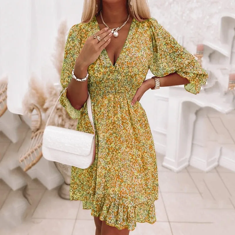 3/4 Length Sleeved Floral Pattern Mini Dress
