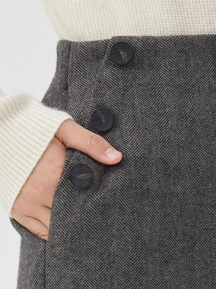 A-Shape Wool Shorts