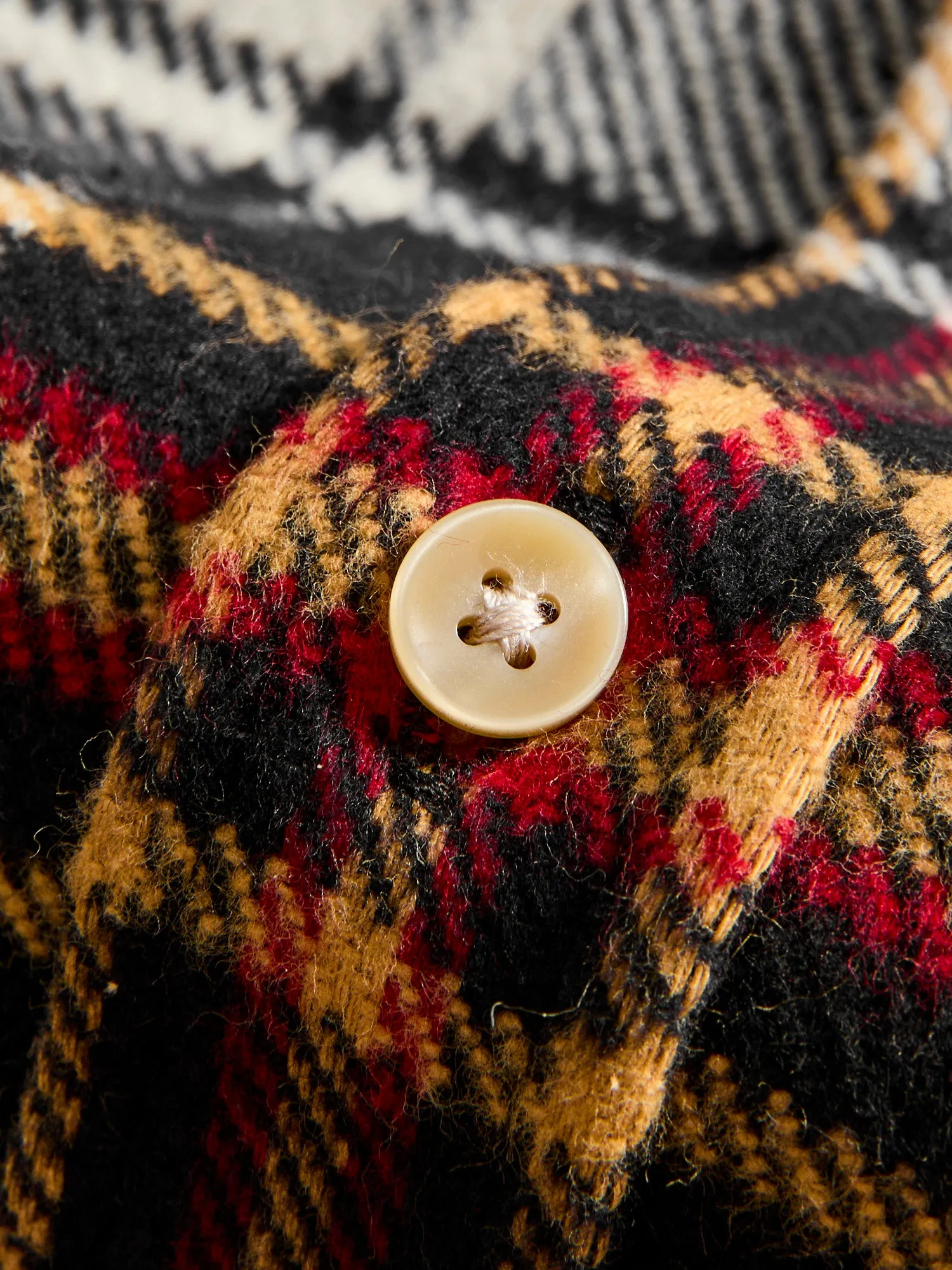 Arc Button-Up Shirt in Beige