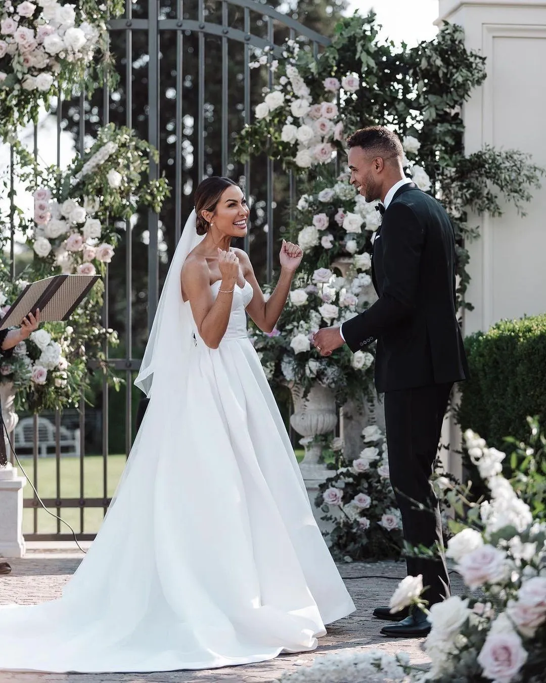 Ball Gown Sweetheart Satin Wedding Dresses
