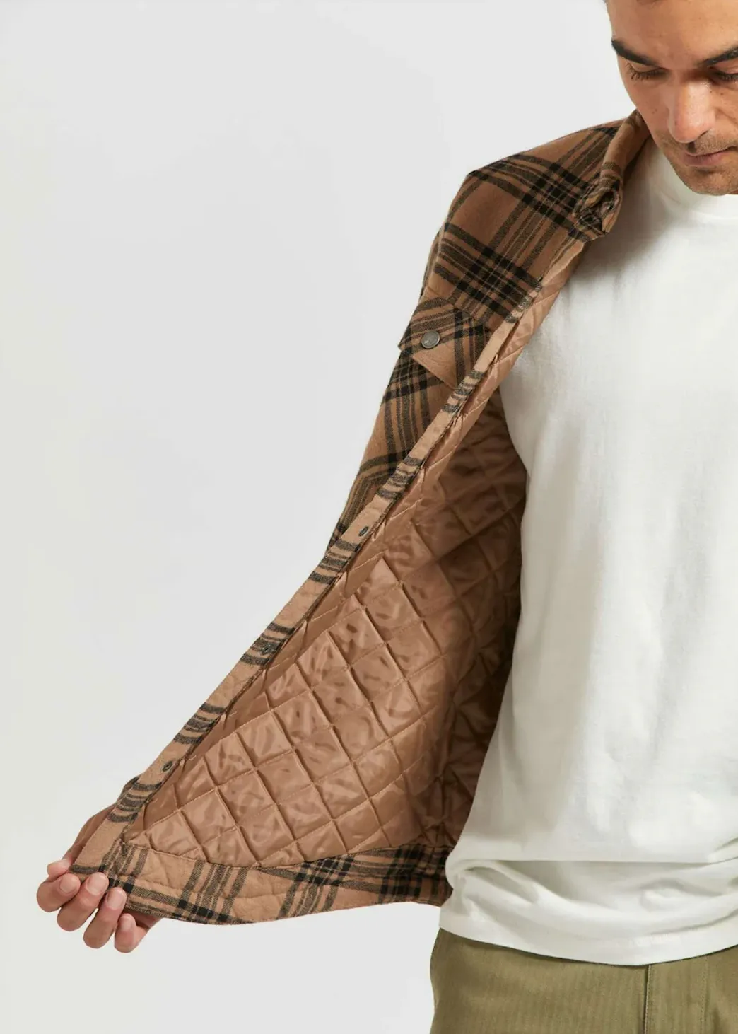 BRIXTON Bowery Quilted Flannel - Woodsmoke/Black
