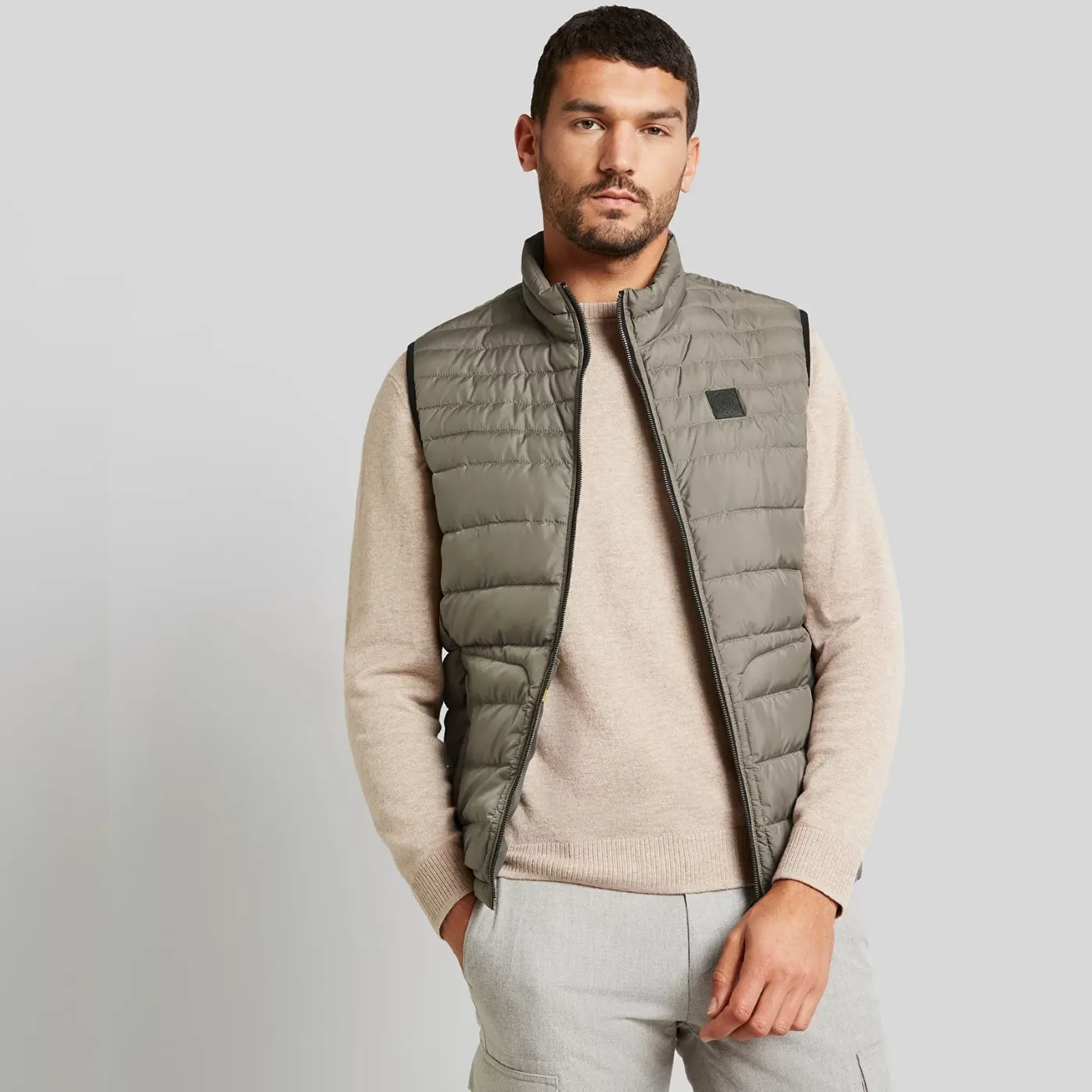 Bugatti Lightweight Gilet | Green / Navy / Stone