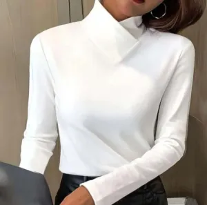 Chloe – simple white elegant t-shirt