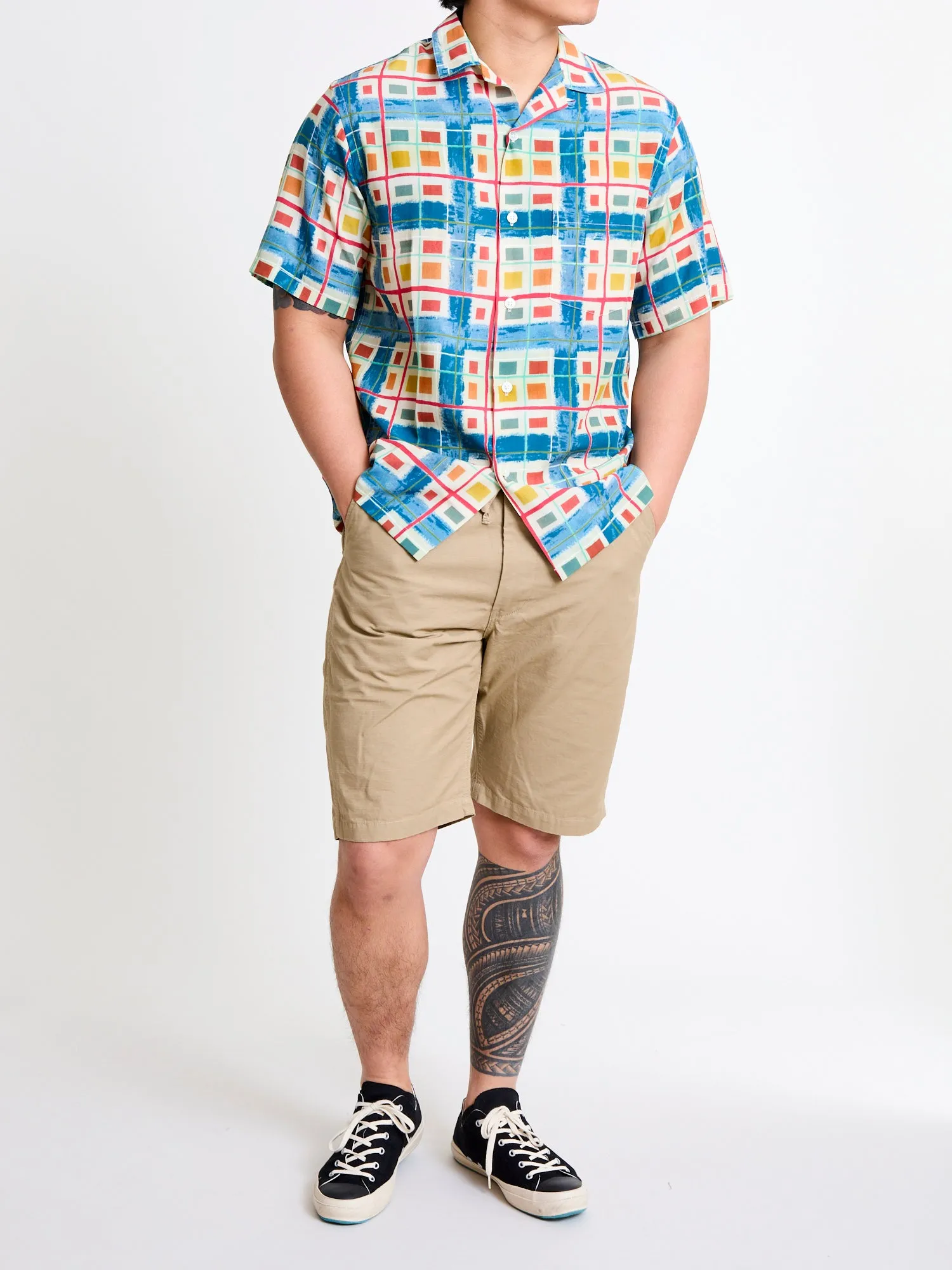 Color Case Button-Up Shirt in Blue