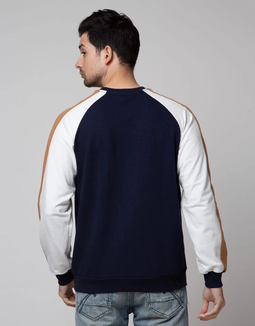 Details Jumper Long Sleeve Cut And Sewn On Sleeve