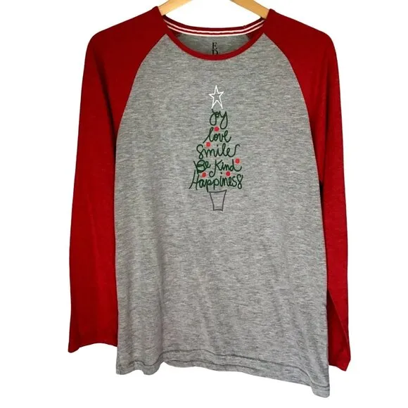 ED- CHRISTMAS PAJAMA SET LONG SLEEVE TOP SIZE MEDIUM WITH FLEECE BOTTOMS SIZE M
