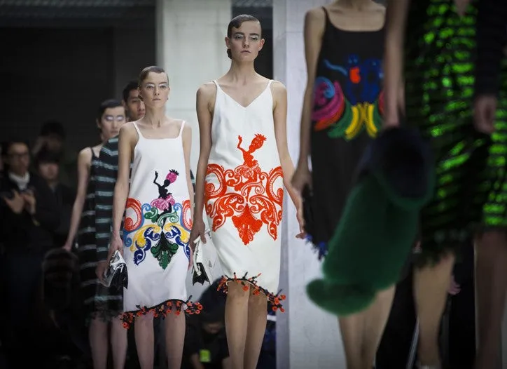 Exceptional Spring 2011 Prada Runway & Ad Campaign Embroidered White Dress