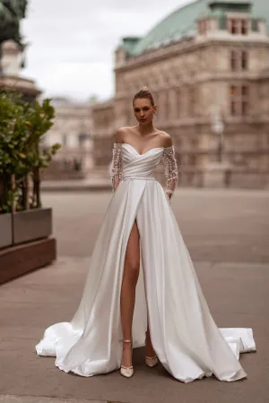 Exquisite Strapless A Line Wedding Dresses Floor Length Bride Gown Customized Vestidos De Novia Satin