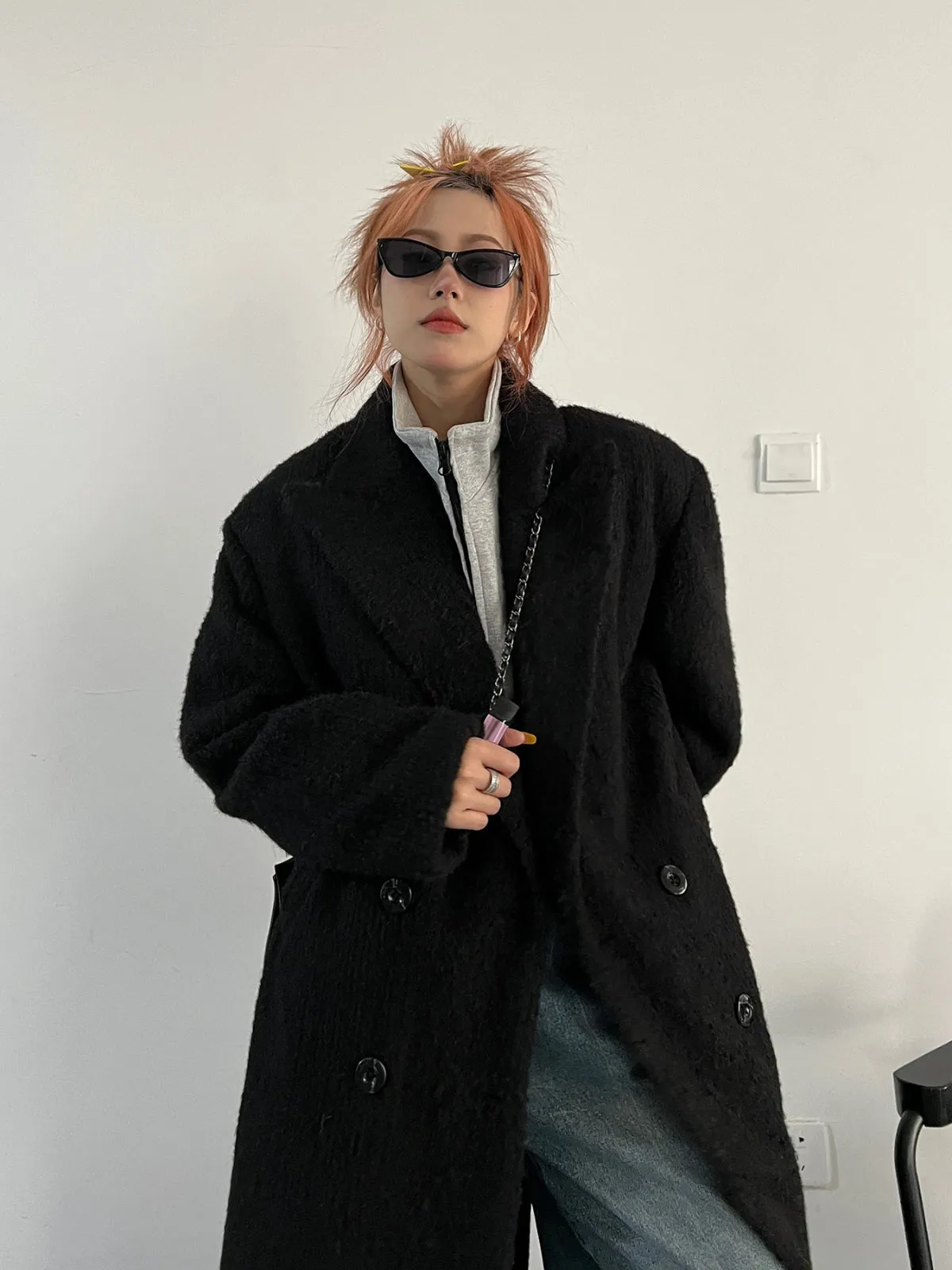 Hepburn Black Loose Woolen Furry Coat