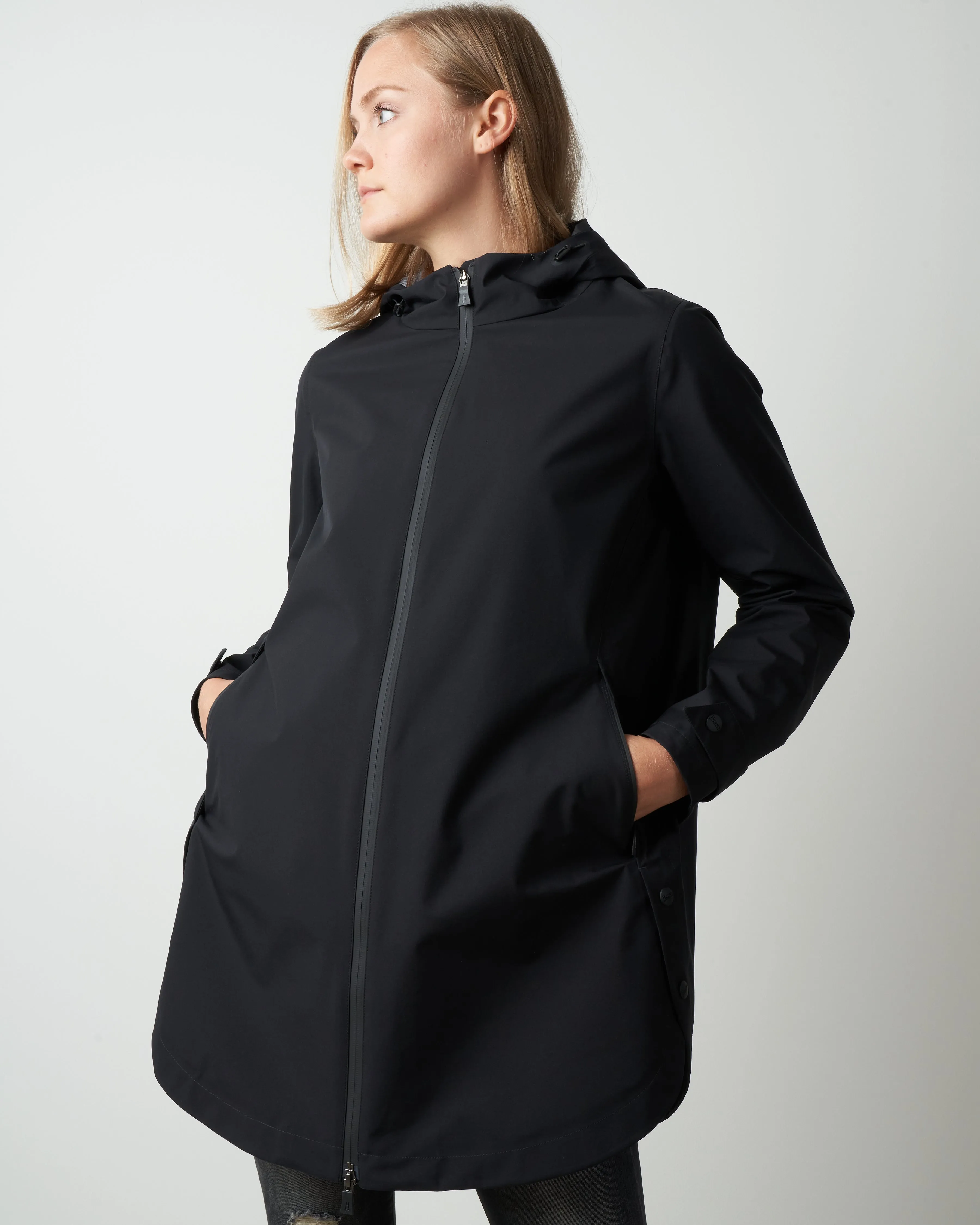laminar coat w/ side snaps - black