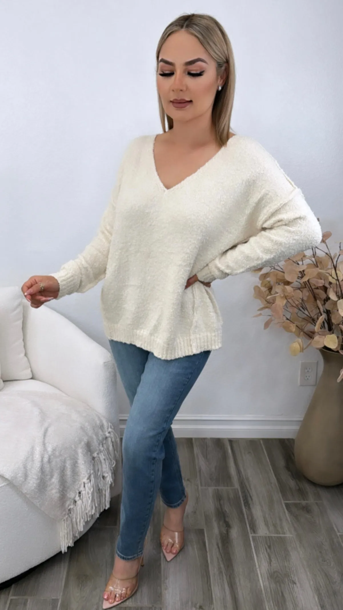 LANCE BEIGE SWEATER