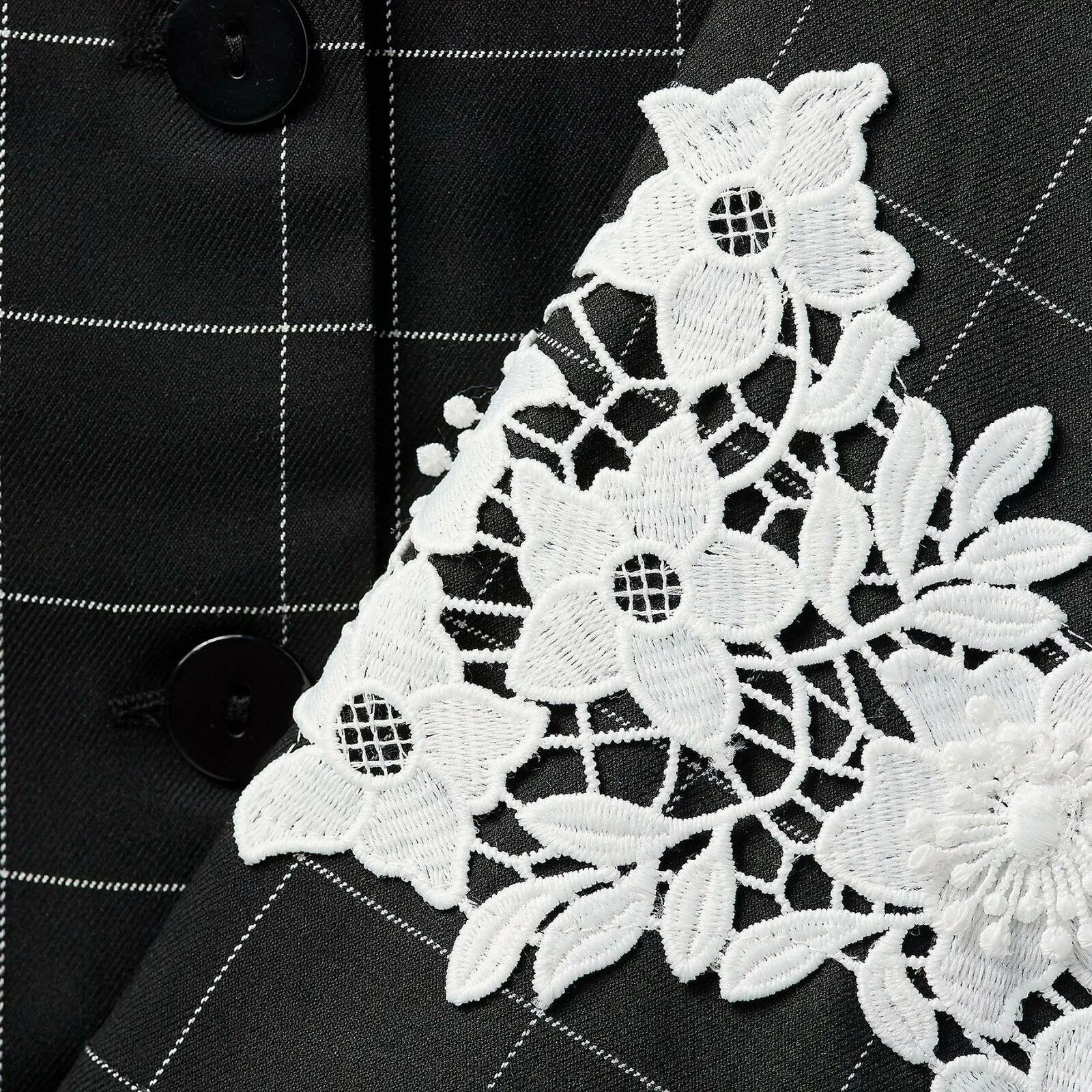 Linea by Louis Dell'Olio Women's Windowpane Jacket with Lace Applique
