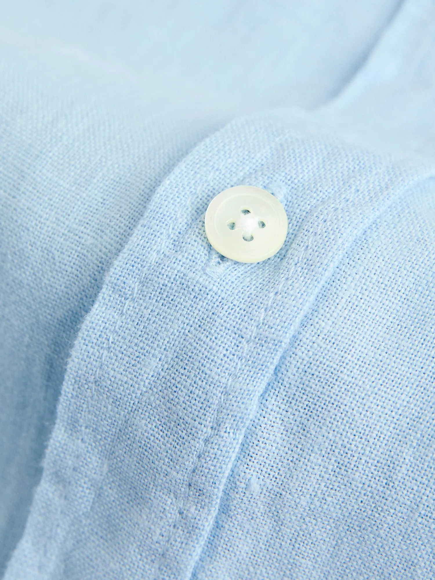 Linen Button-Up Shirt in Sky