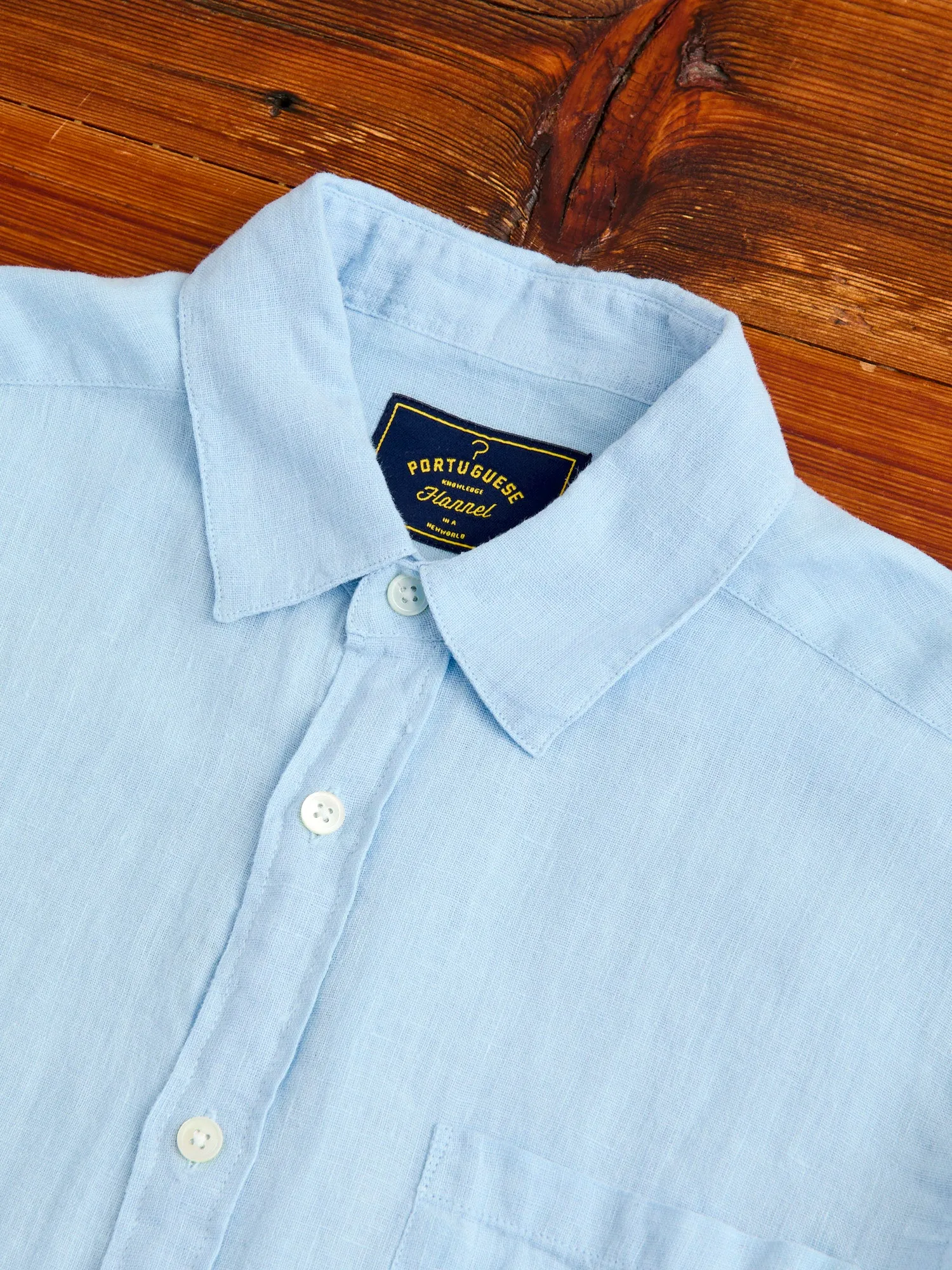 Linen Button-Up Shirt in Sky