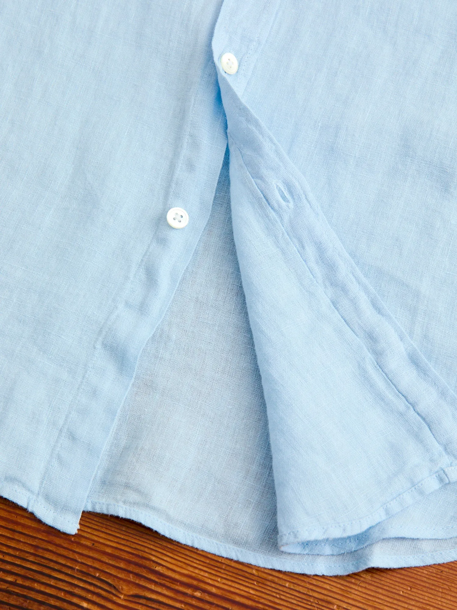 Linen Button-Up Shirt in Sky