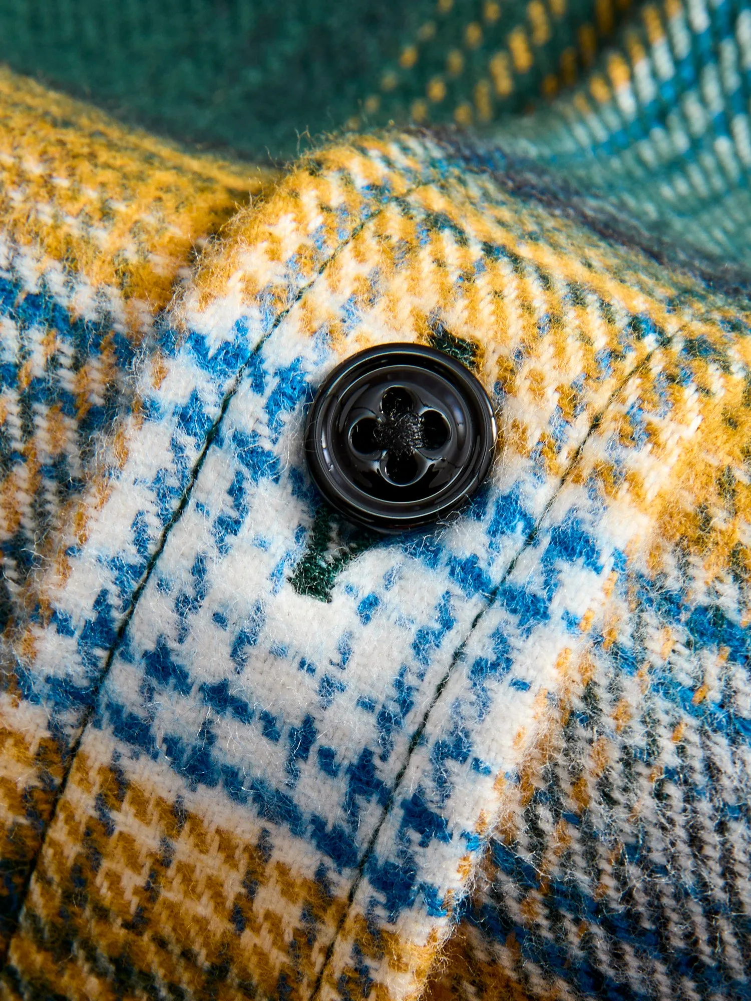 Lousa Button-Up Shirt in Green