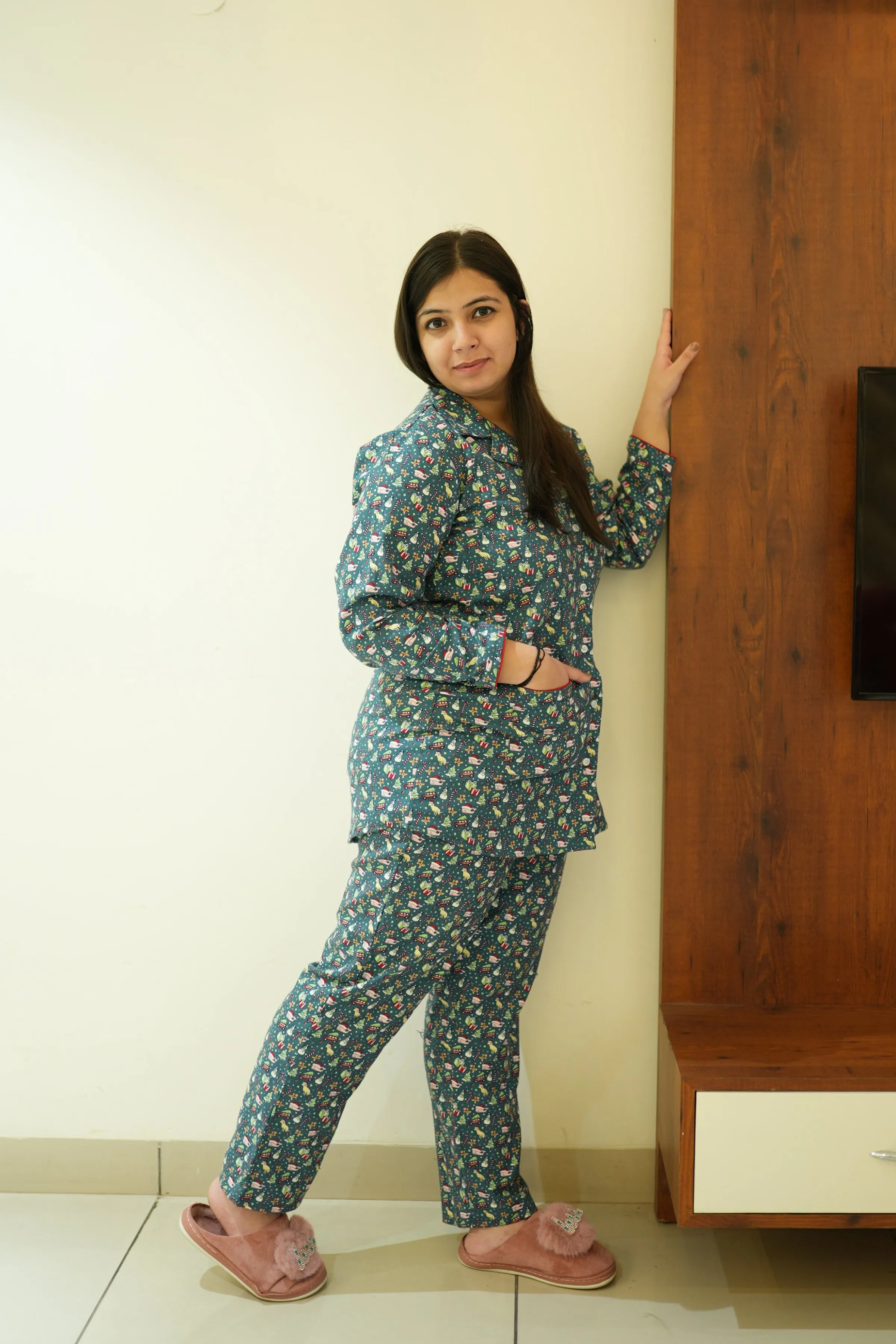 Merry Jingles Woollen Night Suit