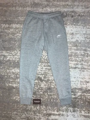 Nike sportswear club fleece - Grey
