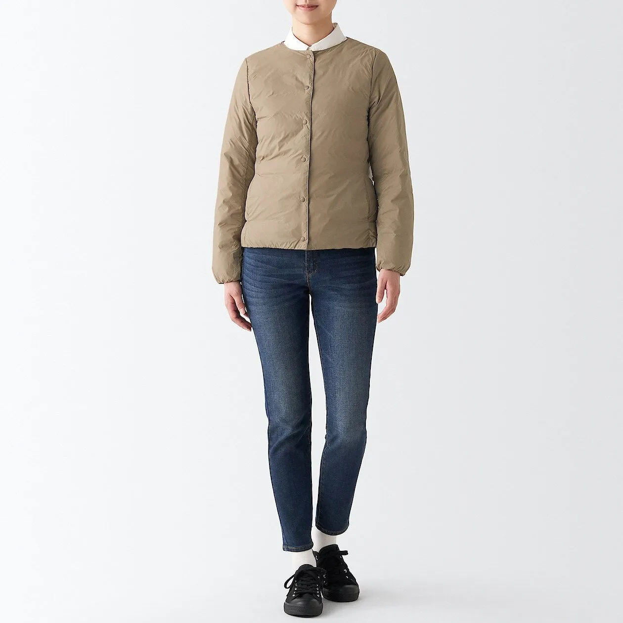 Nylon Lightweight No collar Down jacket