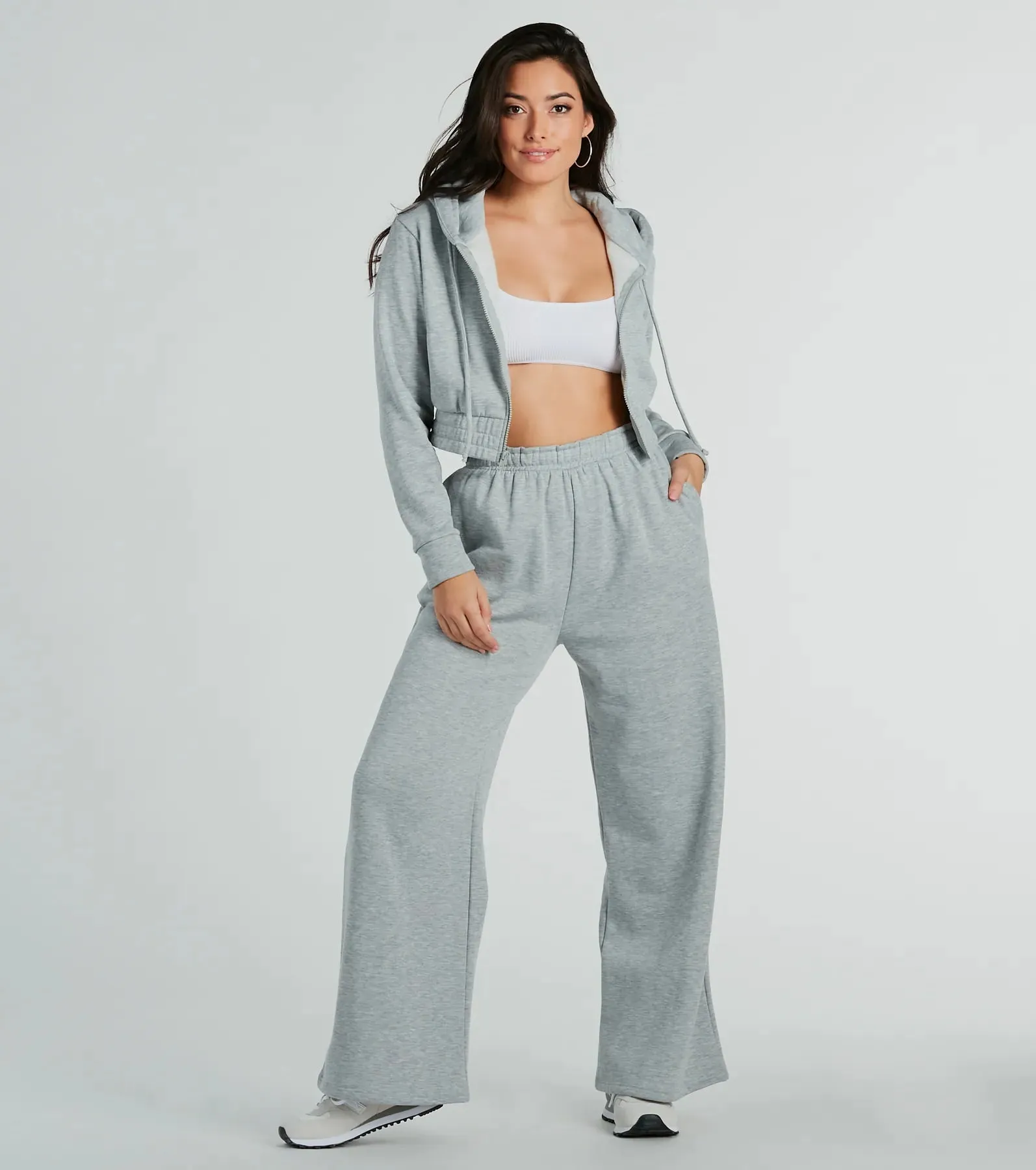 On Point Cutie Wide-Leg Fleece Sweatpants