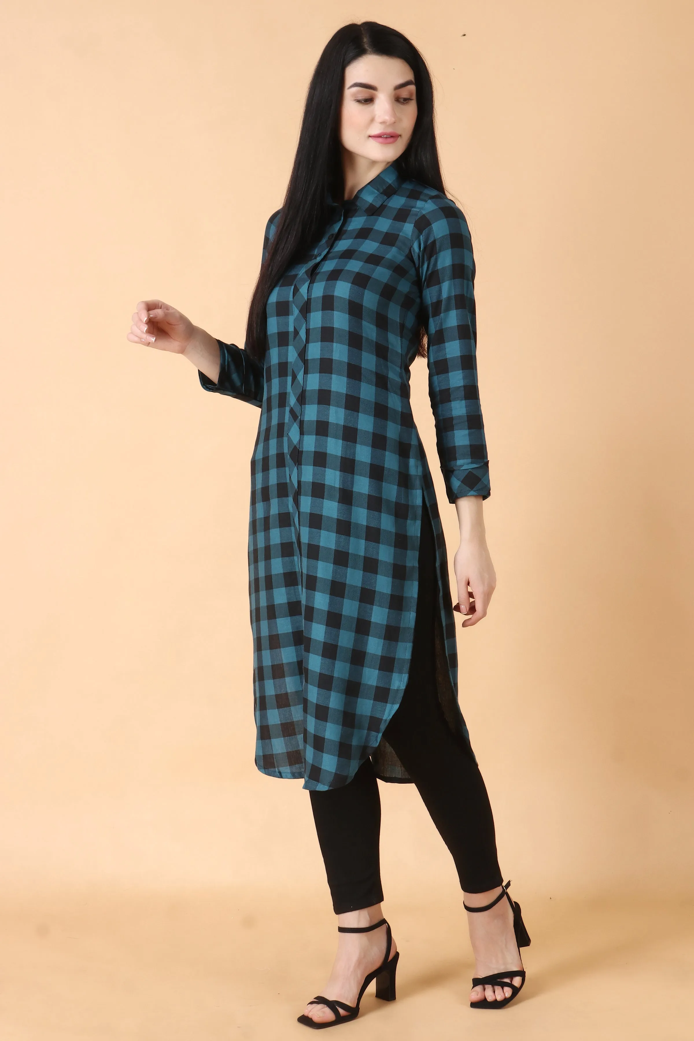 Peacock Checked Woollen Kurta