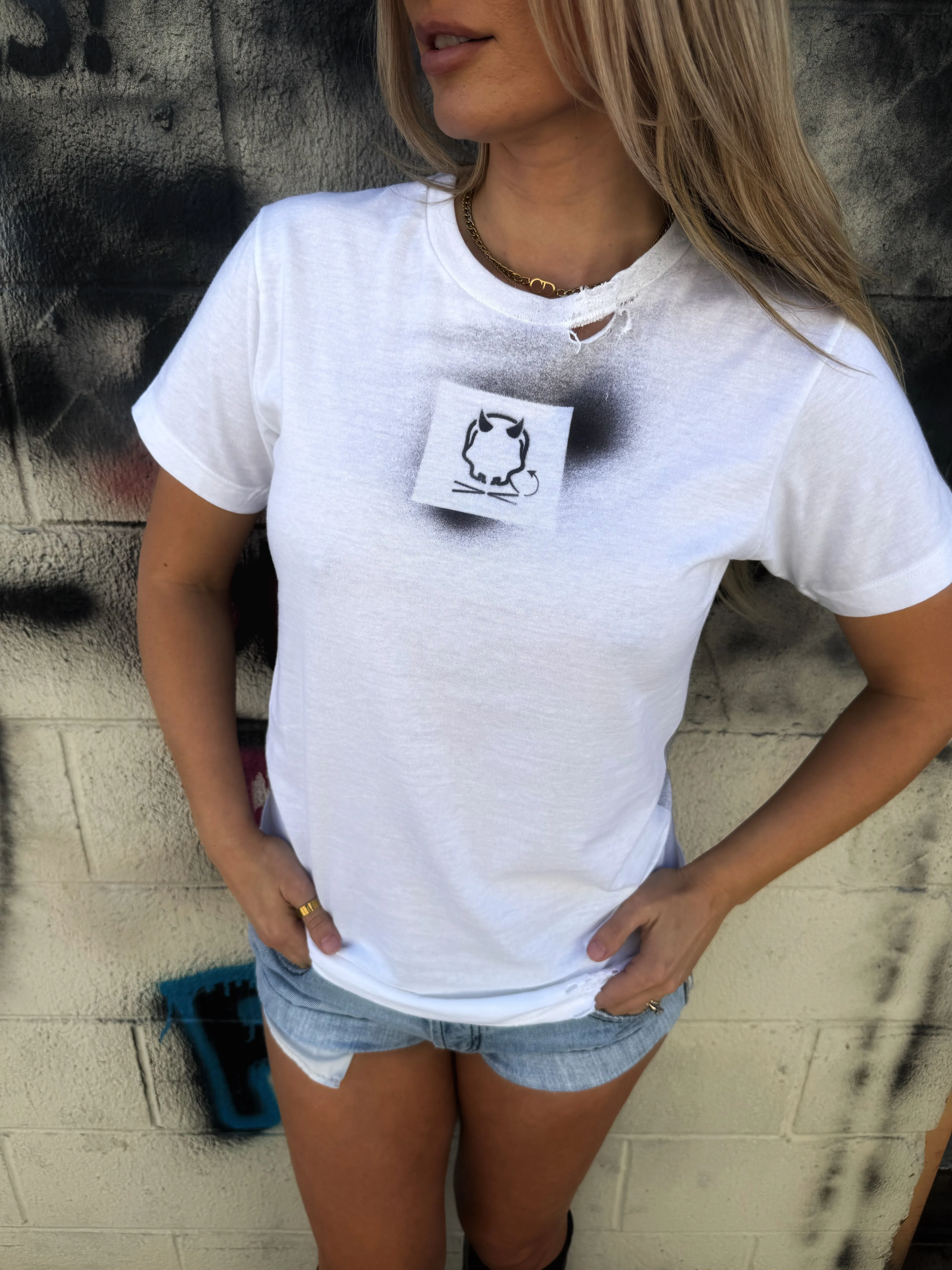 PUNK OL LADY WHITE TEE