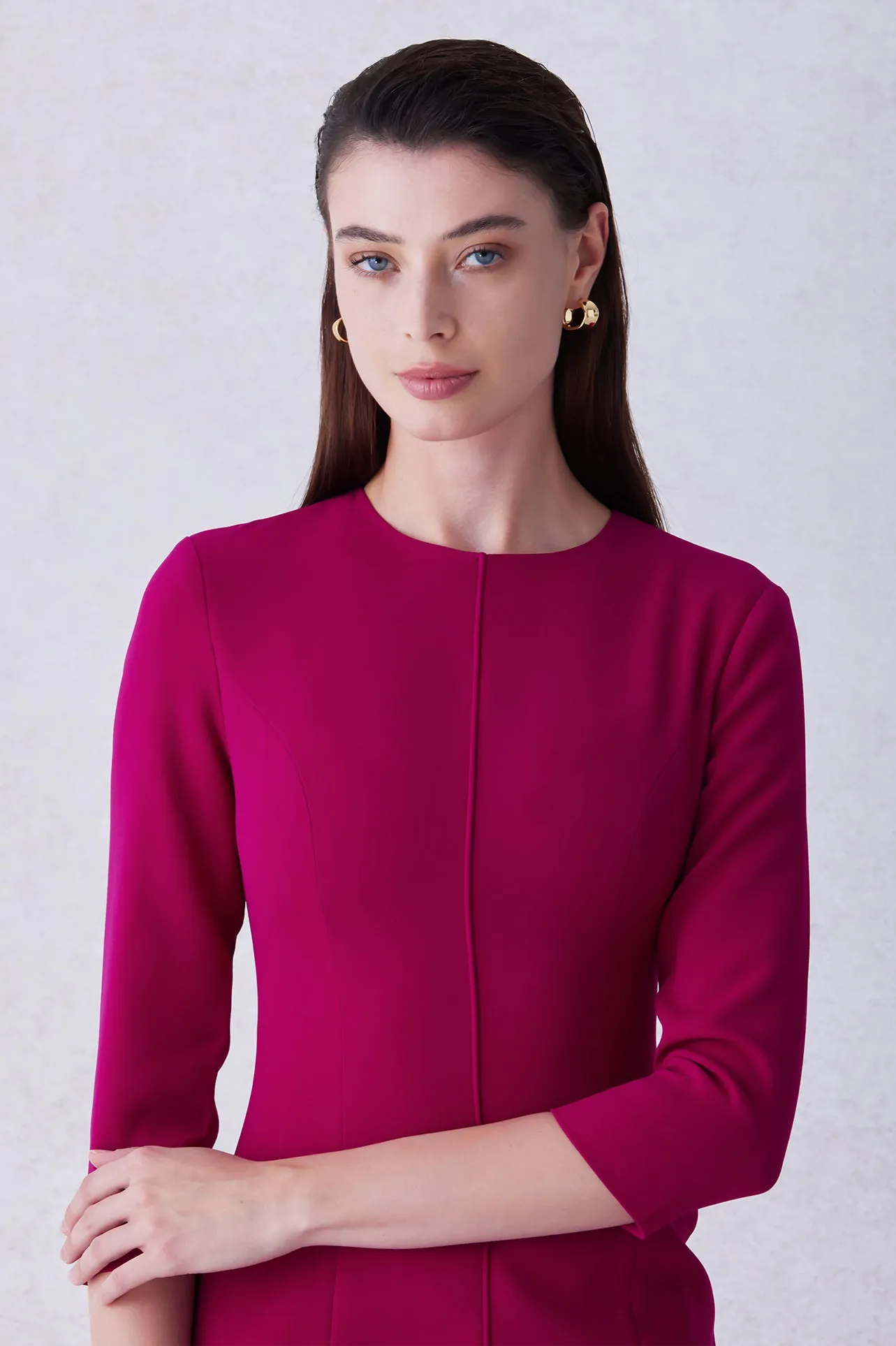 ROUND NECK-LINE DRESS IN BURGUNDY