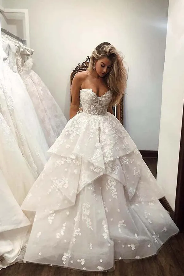 Roycebridal Ivory Tulle Ball Gown Strapless Sweetheart Wedding Dresses With Flowers, MW643