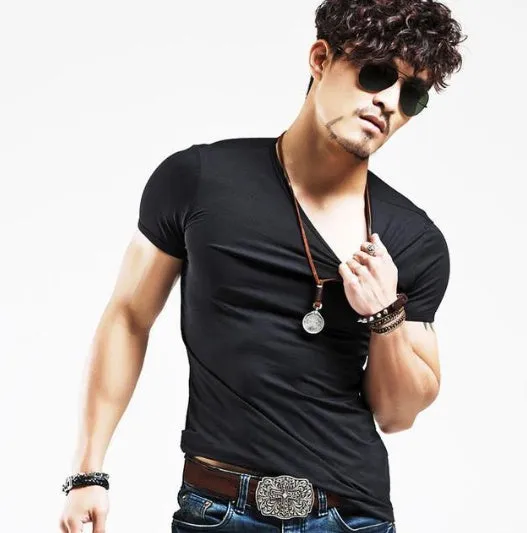 Simple men's tee T-shirts