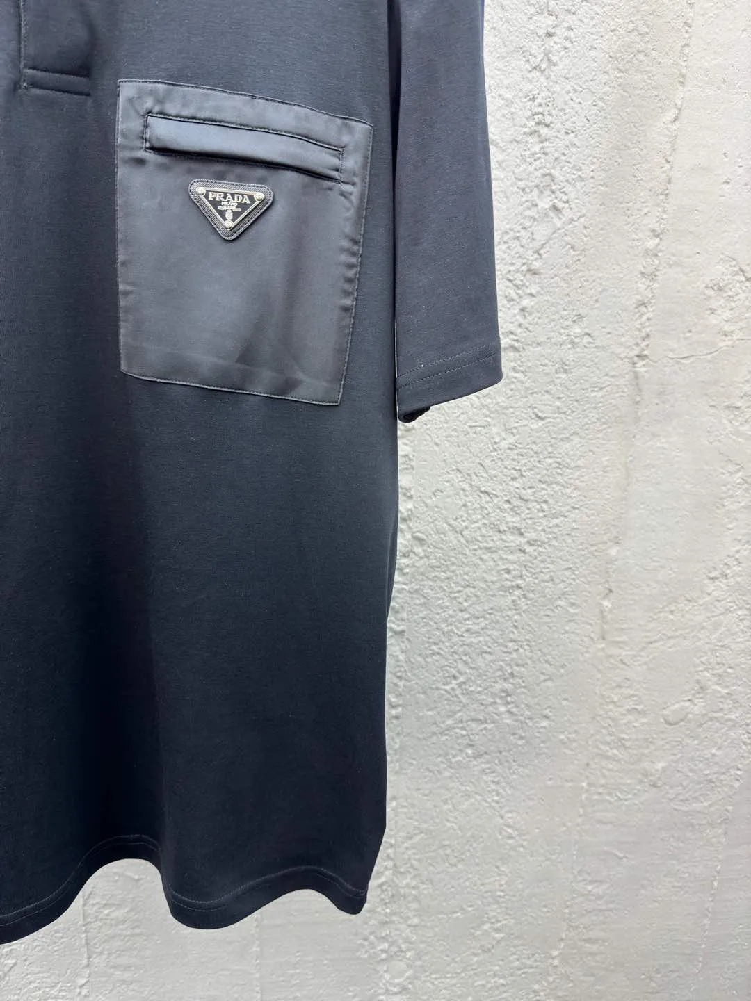 Simple style short sleeves
