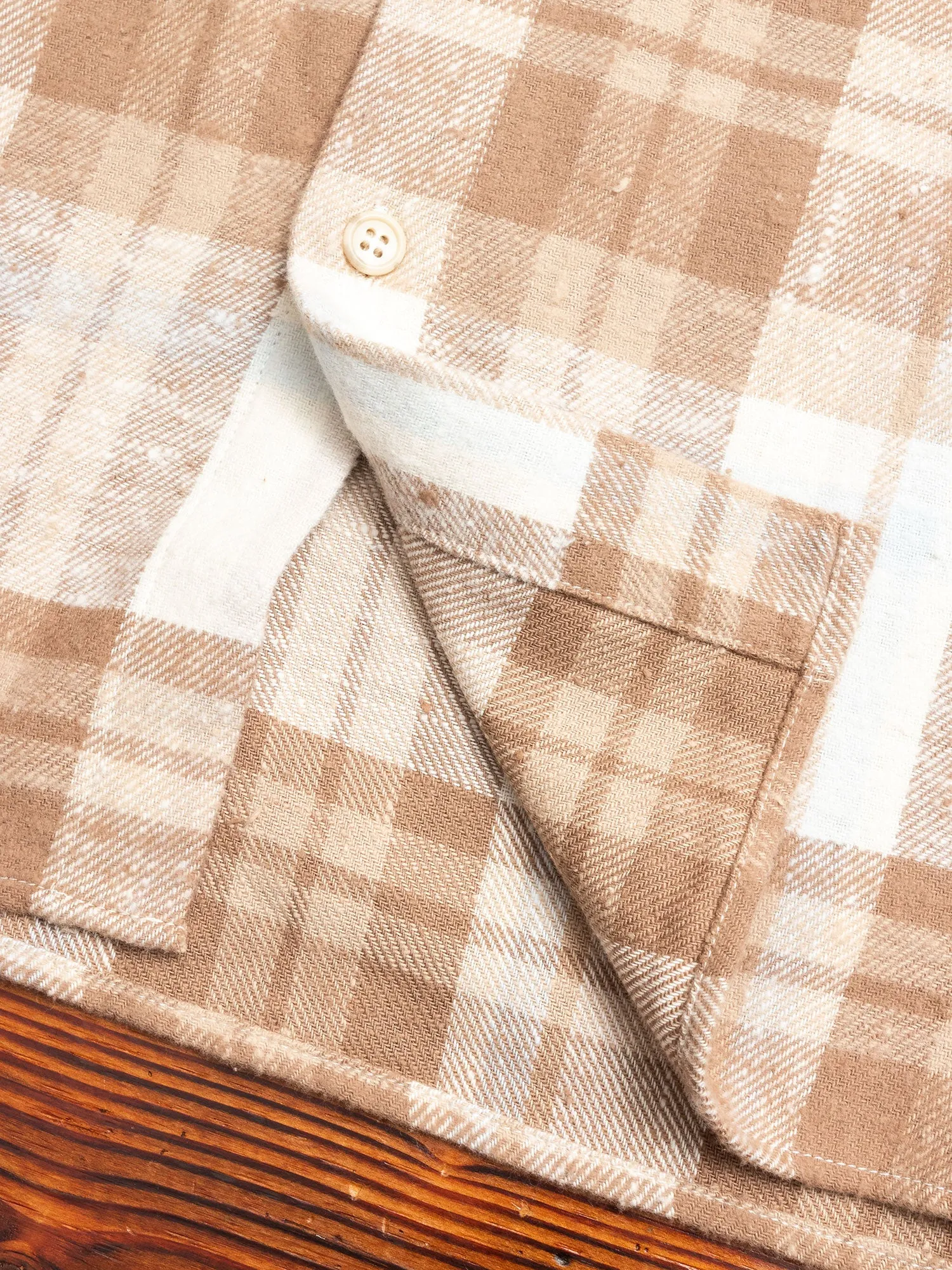Sly Straight Hem Flannel in Carmel