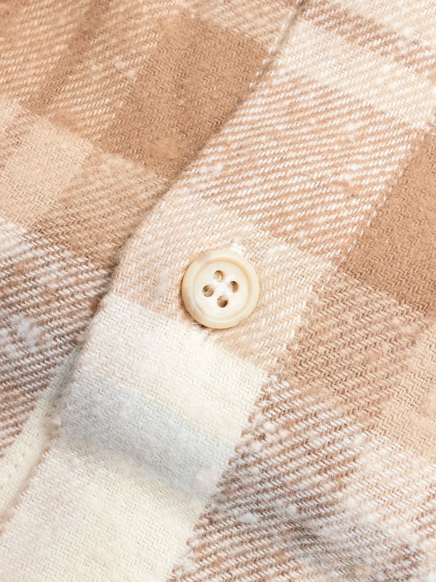 Sly Straight Hem Flannel in Carmel