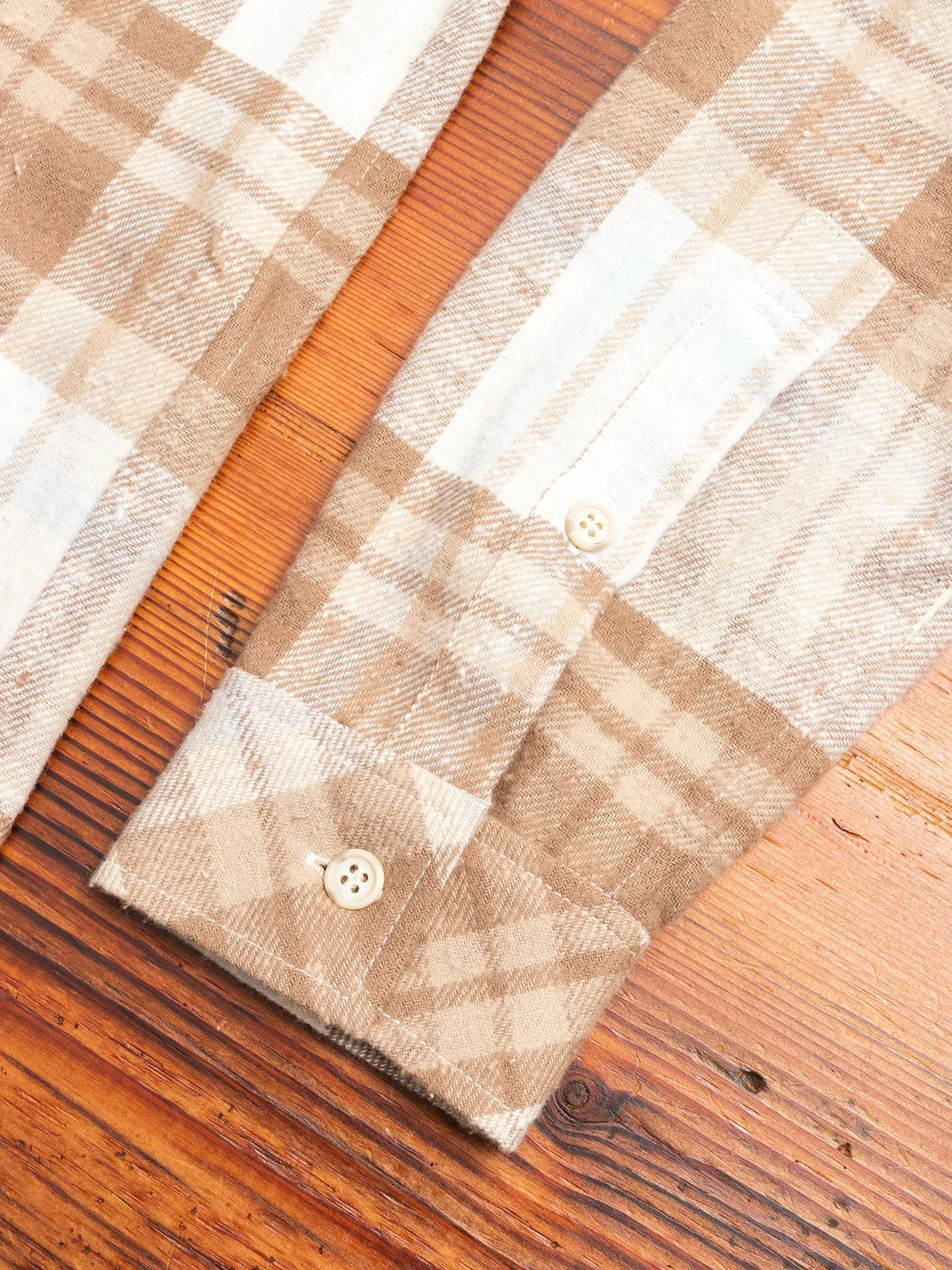 Sly Straight Hem Flannel in Carmel