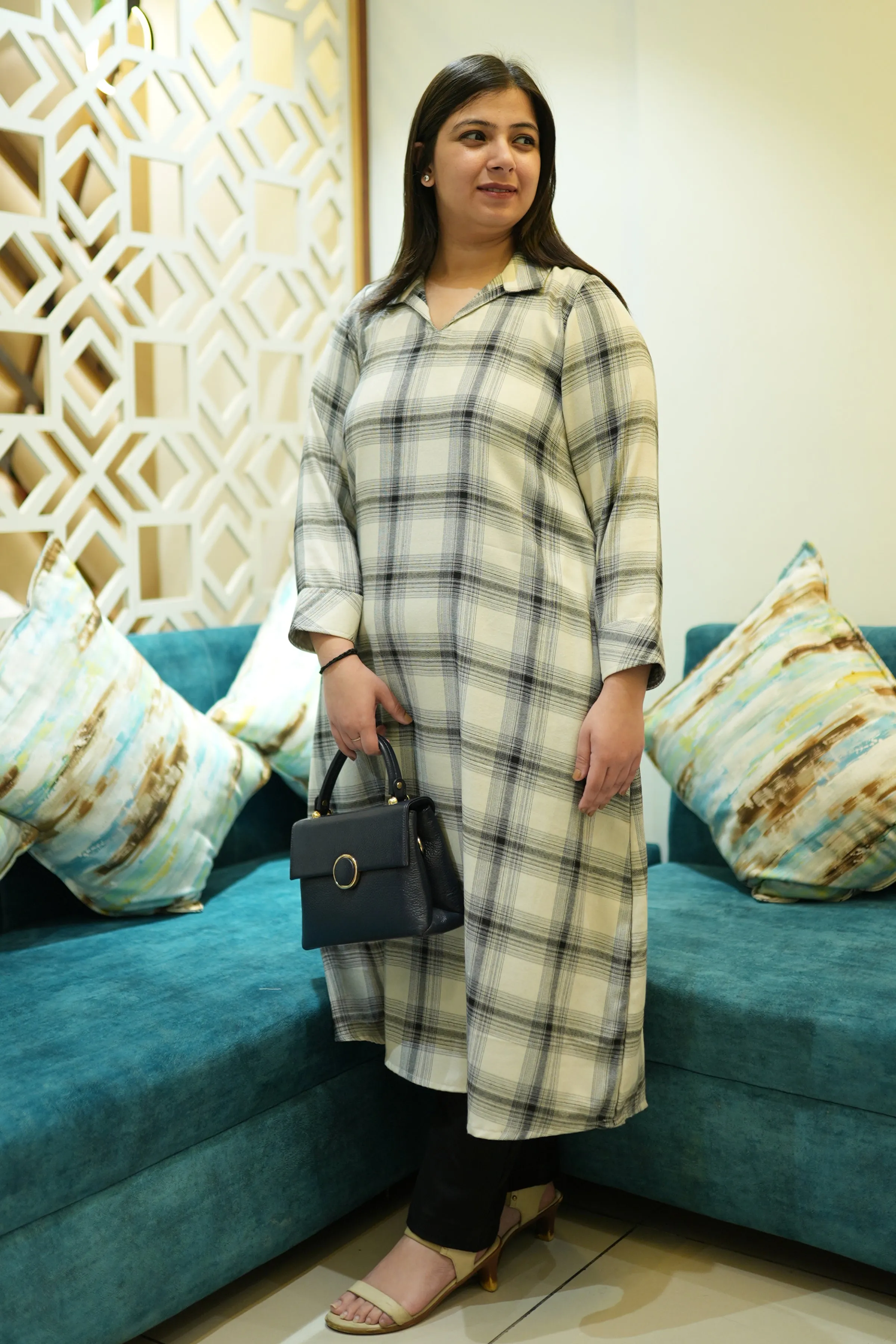 Snowy Shadow Woollen Kurta Set