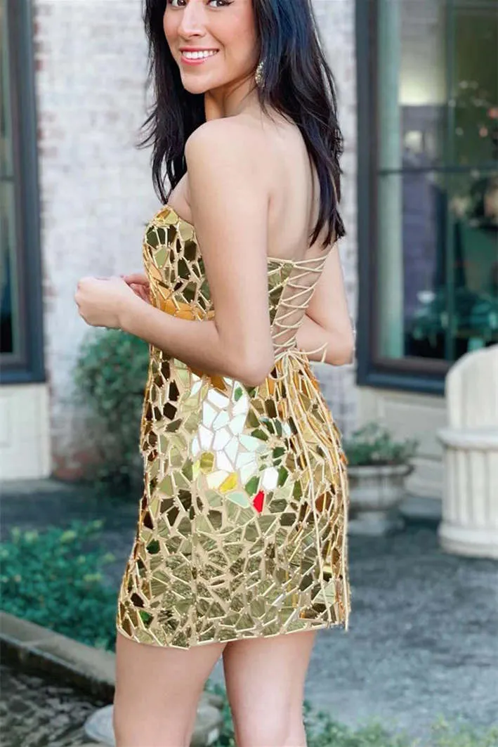Stunning Strapless Red Short Homecoming Dress