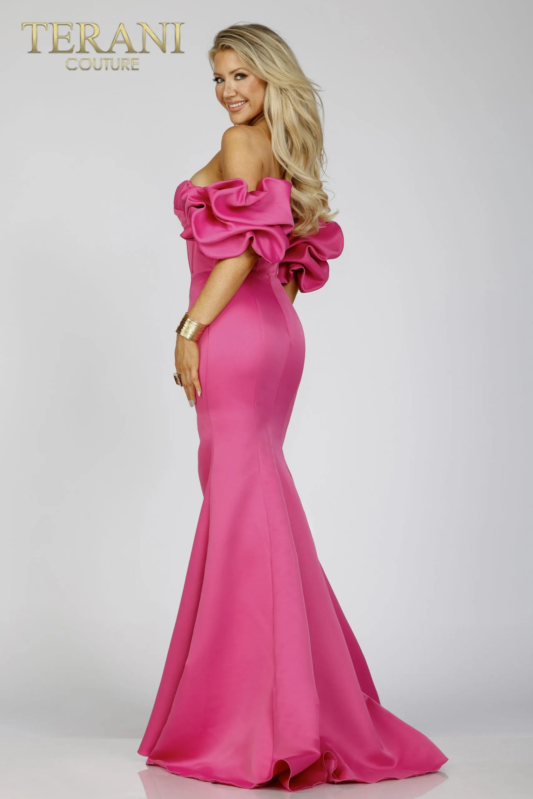 TERANI COUTURE 231P0181
