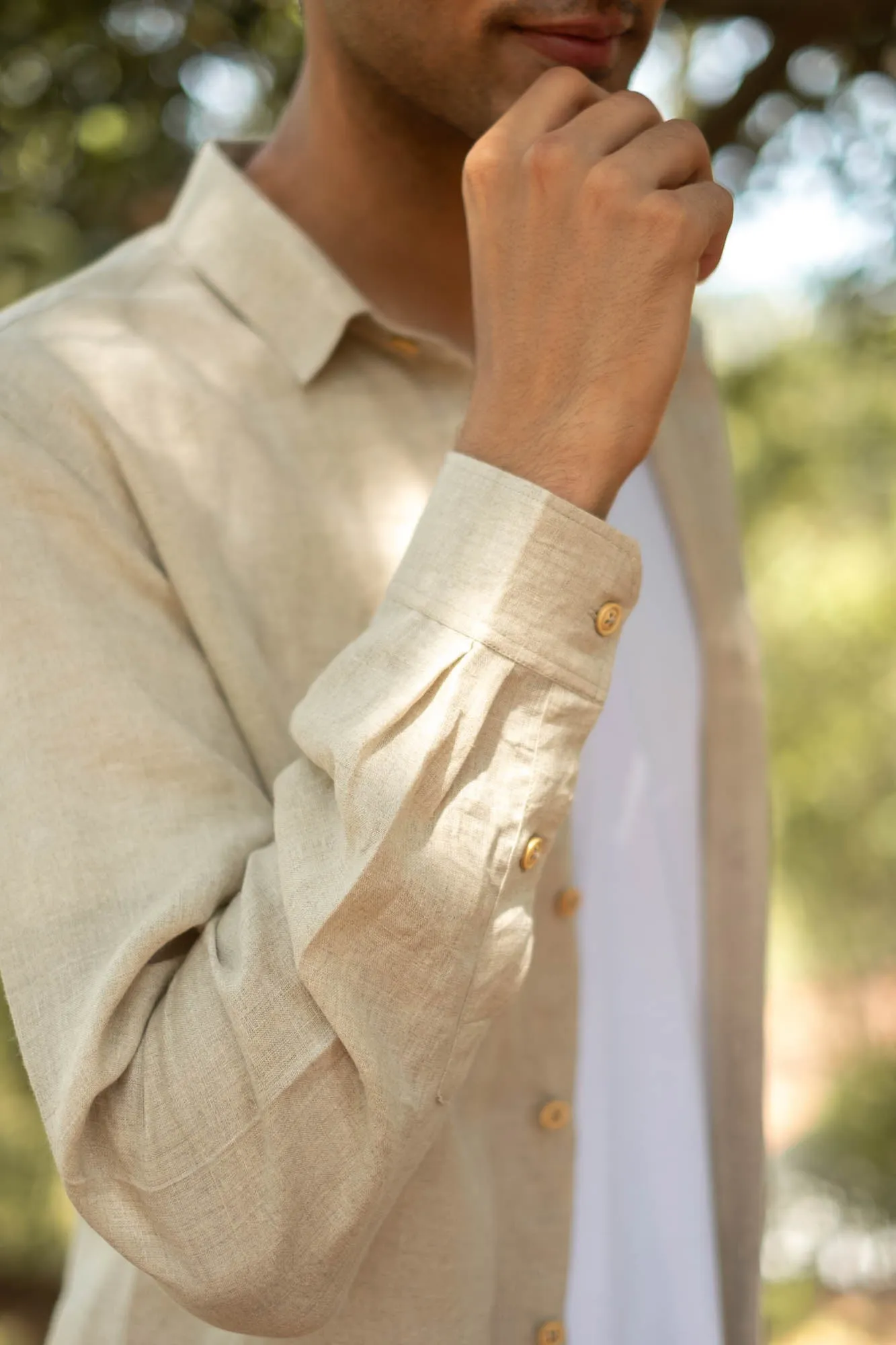 The Linen Pocketless Shirt
