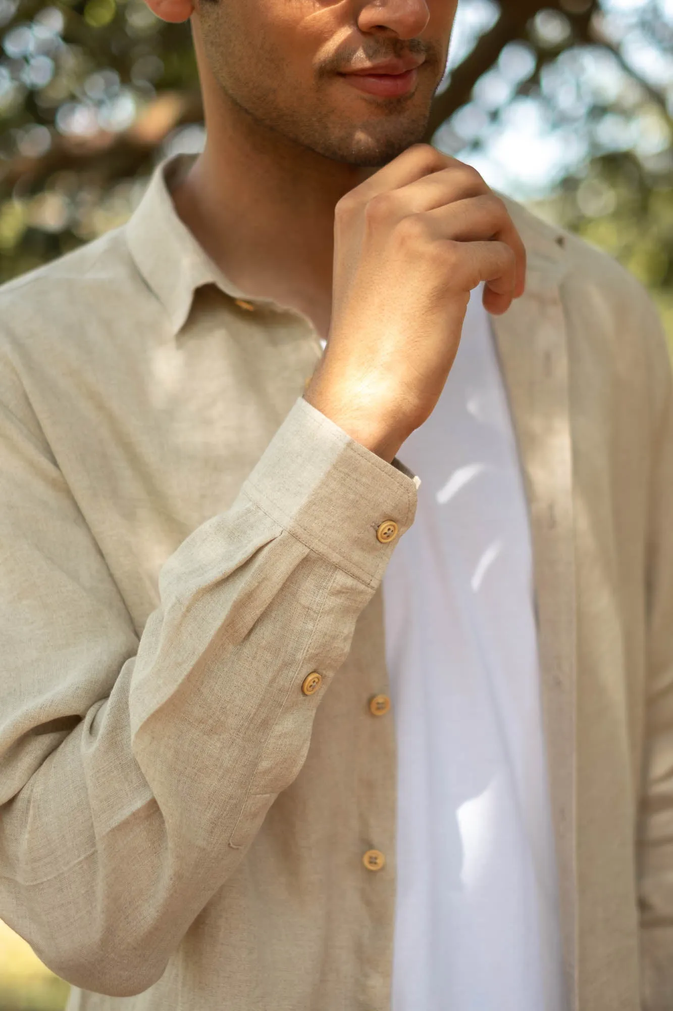 The Linen Pocketless Shirt