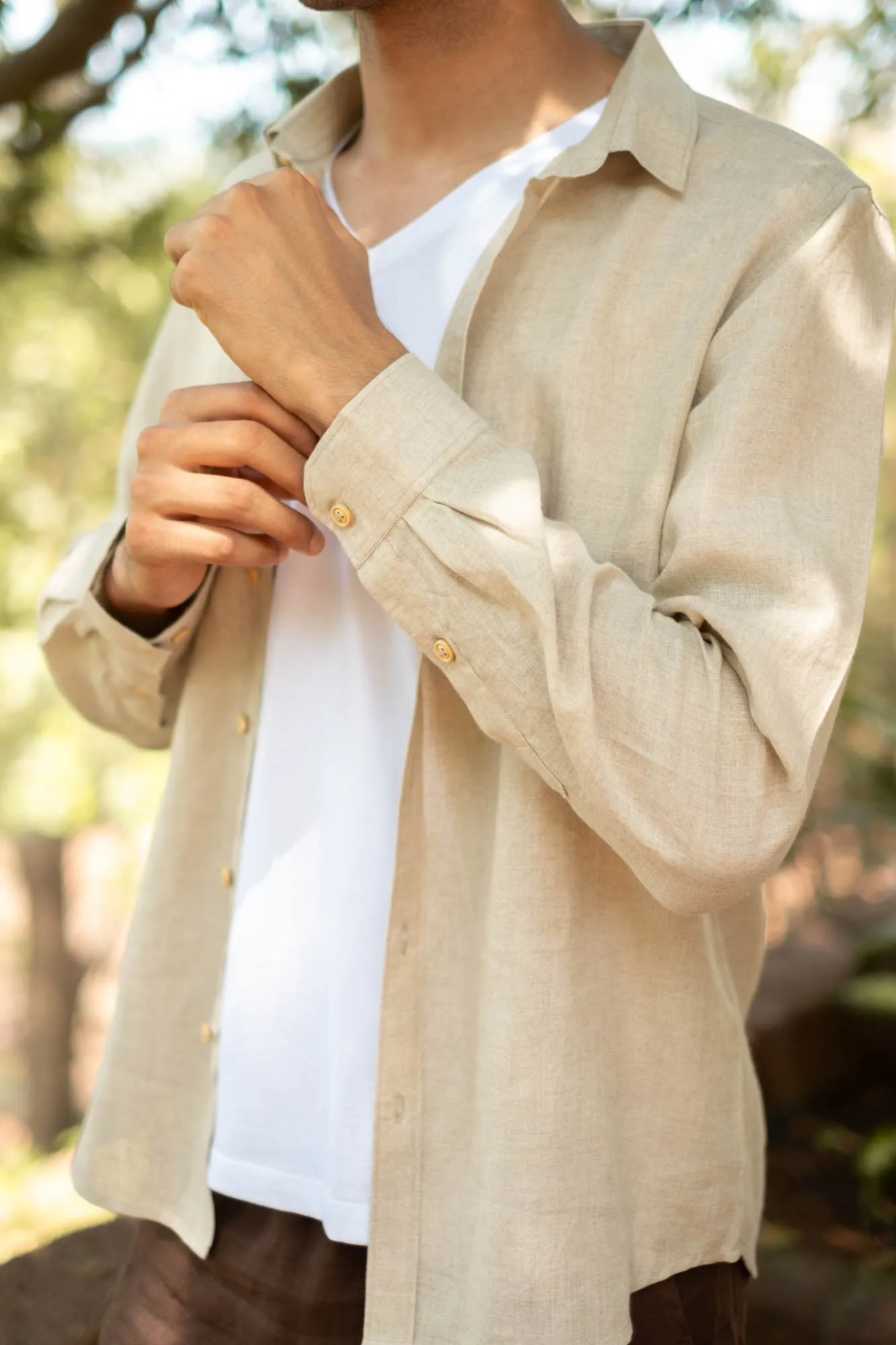 The Linen Pocketless Shirt