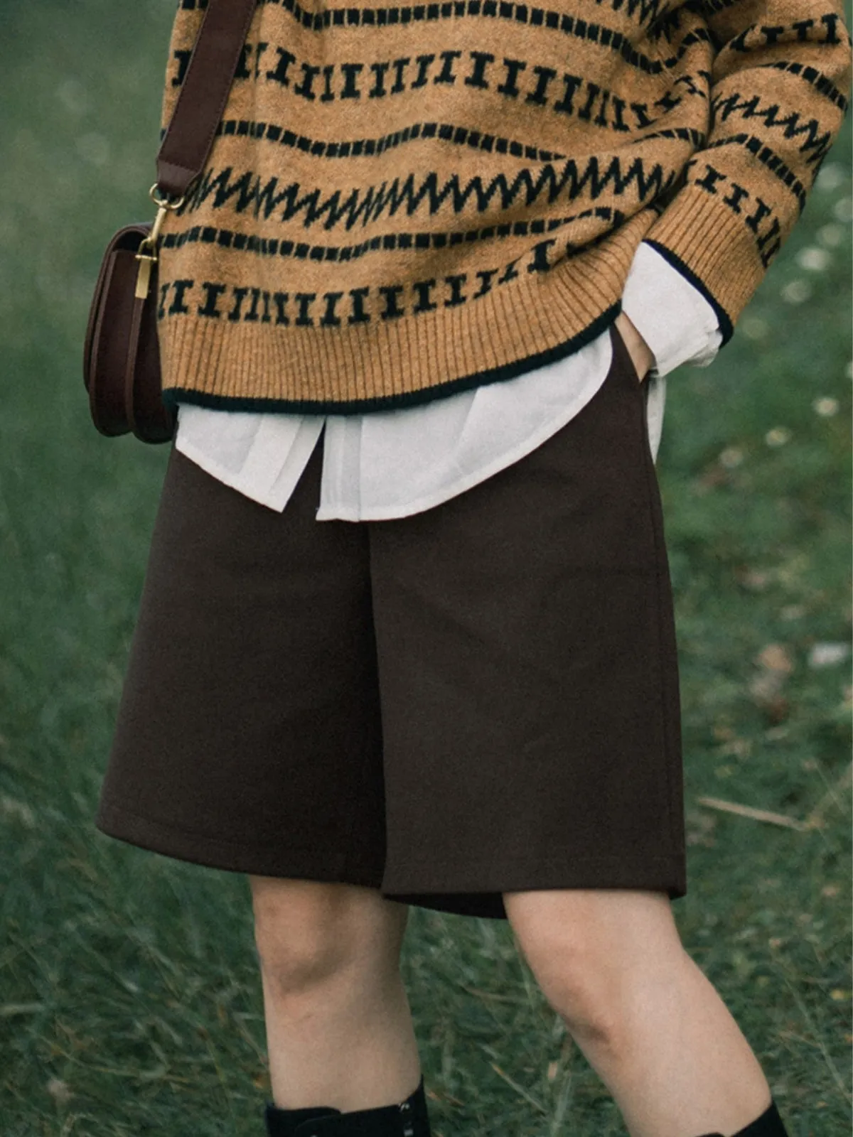 Woolen Five Quarter Pants